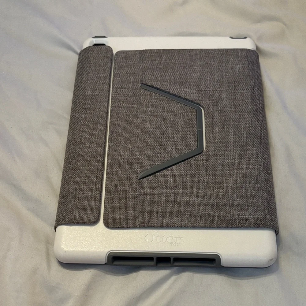 OtterBox Brown Tablet Cover